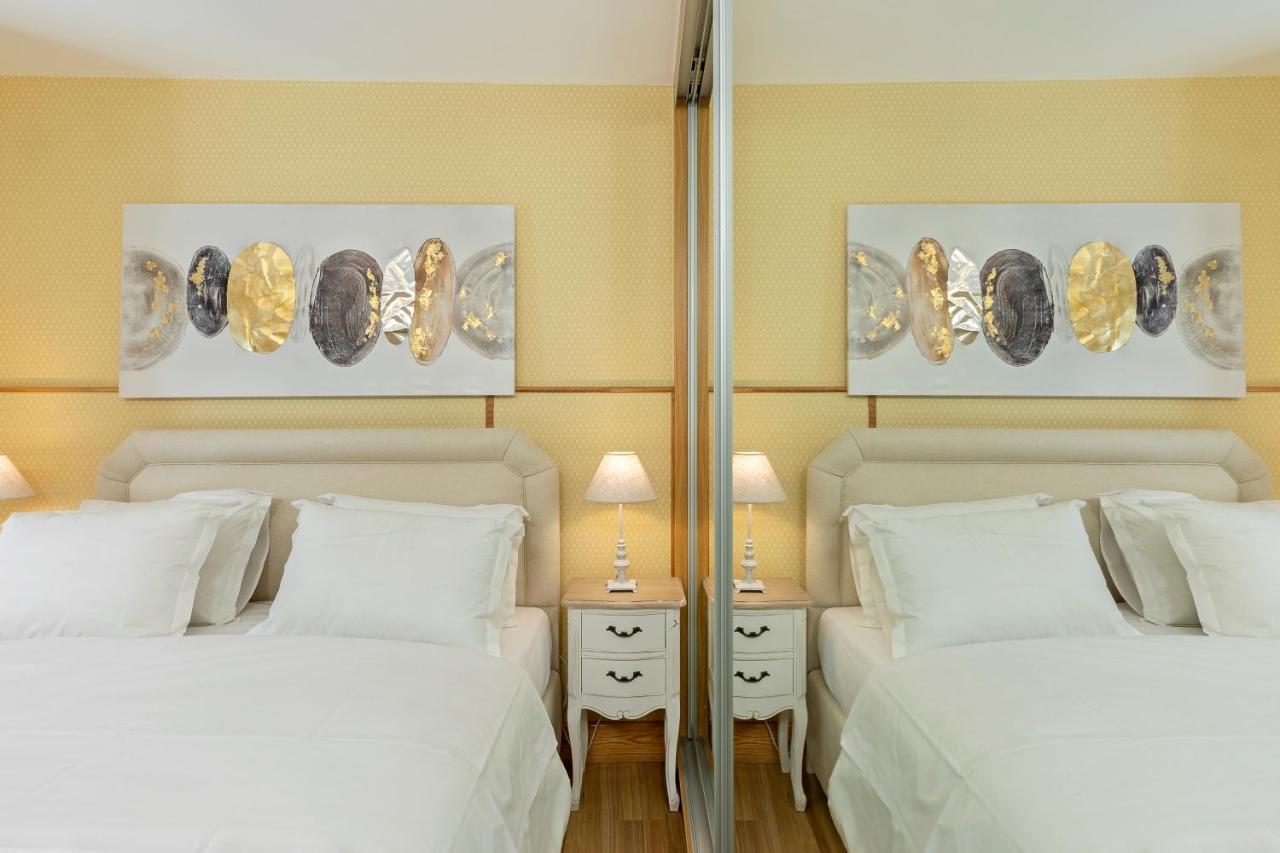 Vouliagmeni'S Elegance By Acropolis Suites Athén Kültér fotó